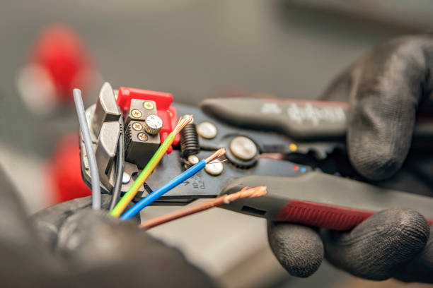 Best 24-Hour Electrician  in Wfield, IN